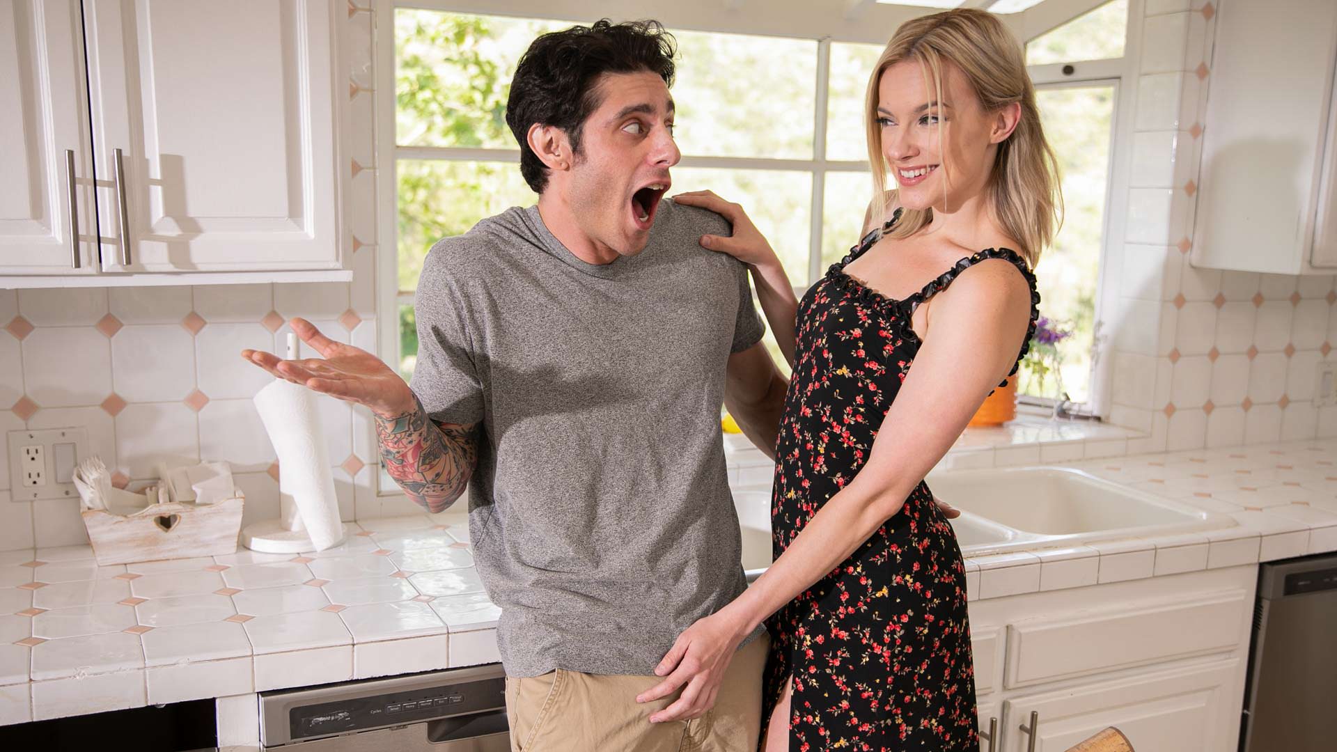 112470 01 01 mommyblowsbest – Lindsey Lakes, Billy Boston – Blonde Widow Wants Her Stepson’s Cock