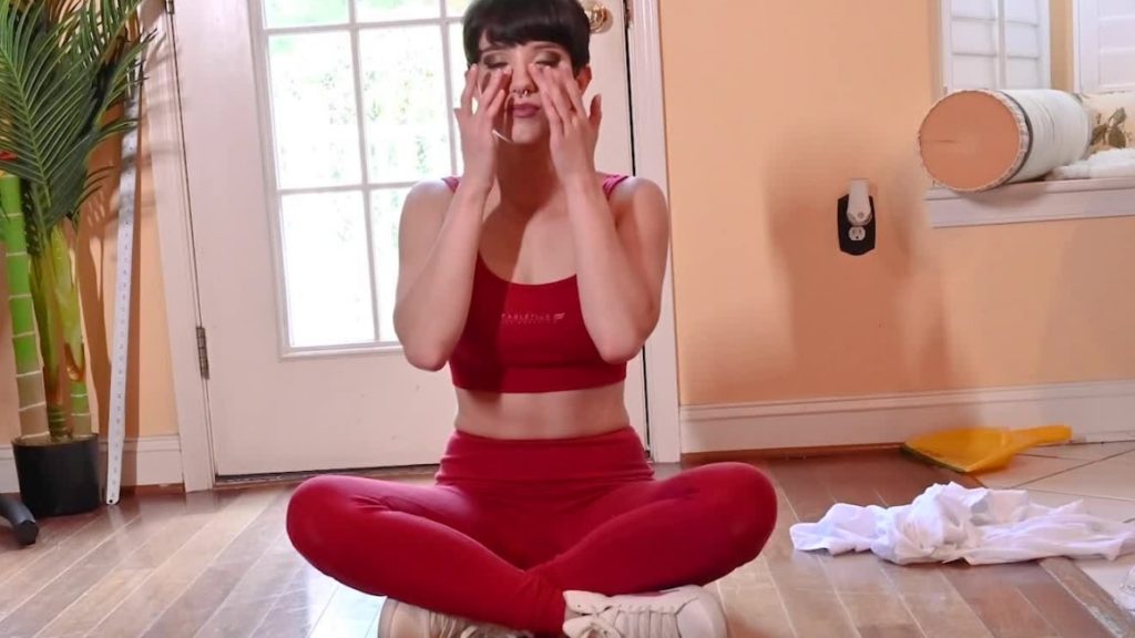 51888 1x cosmid – Cas Diaz – Cas Does Her First Video On The Floor