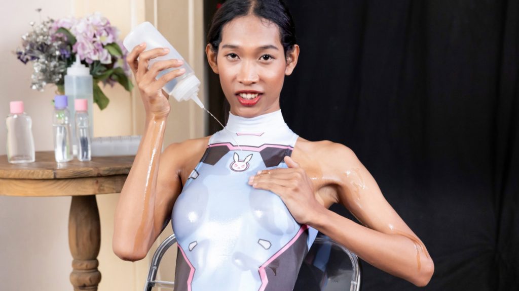 tgirlsxxx – Lee – Oiling Up With Lee 1 60674 1x tgirlsxxx – Lee – Oiling Up With Lee