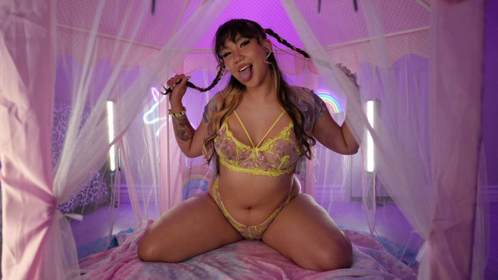 ist0066 tommietang player c1280x720 inserted – Tomie Tang – Tomie Likes To Tempt