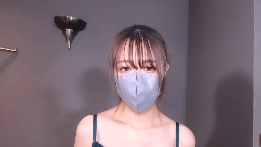 2023 SushiRomp1 cover covertjapan – SushiRomp – Sushi Romp #1 – OL Waiting in a Famous Park