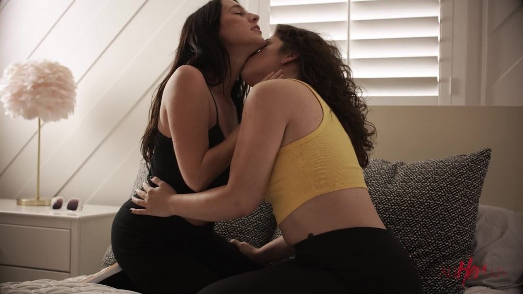 9619 1x allherluv – Cadence Lux, Victoria Voxxx – Us Against the World pt. 2