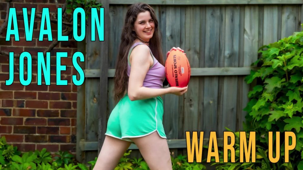 189507 1x girlsoutwest – Avalon Jones – Warm Up