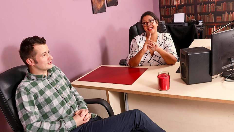 3916v agedlove oldnanny – Cassy Hill, Sam Bourne – The Boss Wants To Find Out If Sam Really Is A Sex Devil