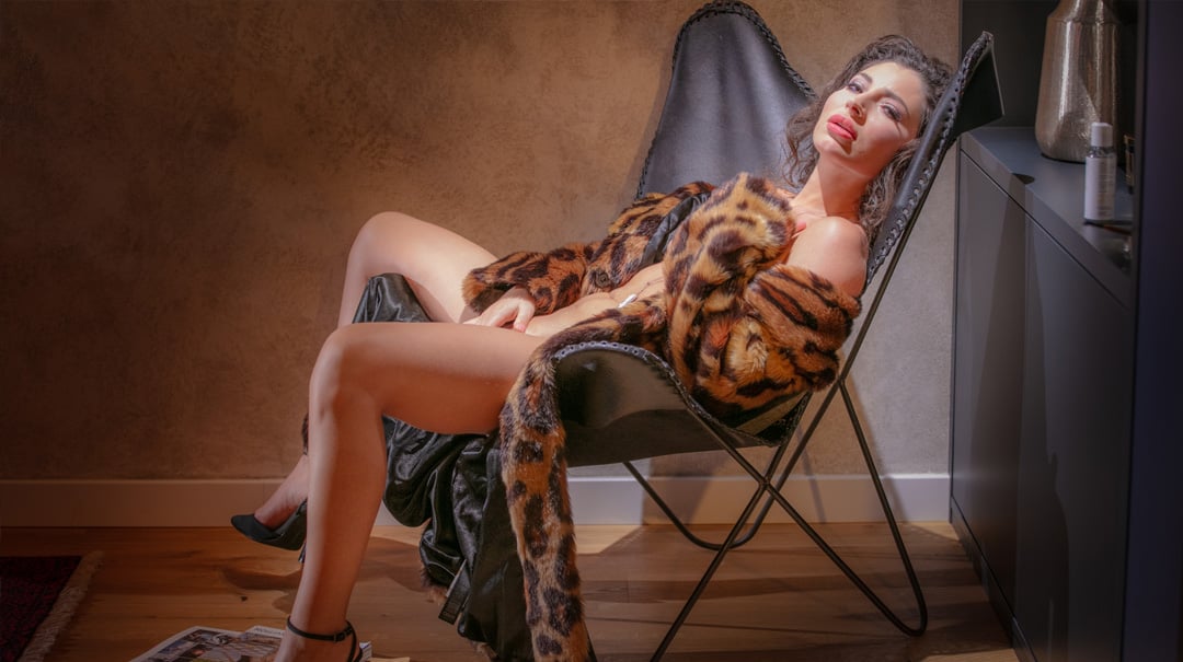 399 FILM FEATURE FrolicMe – Helina Dream – BACKSTAGE – Film