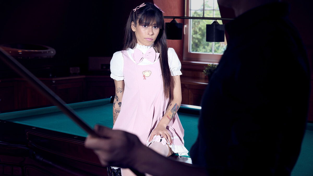 Free DarkRoomVR Mells Blanco - Mells Blanco The Right Pose Video Watch on FatPass 211 6 DarkRoomVR – Mells Blanco – The Right Pose