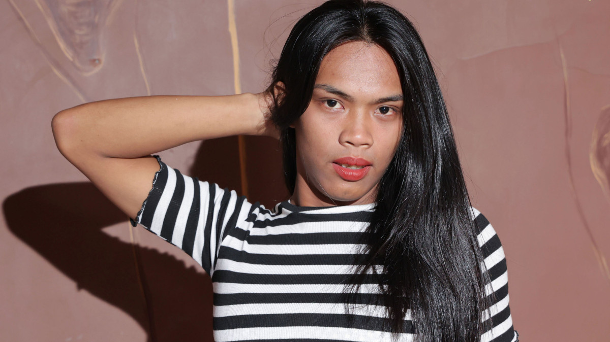 218247 AsianTGirl – Kendall – Kendall’s Debut