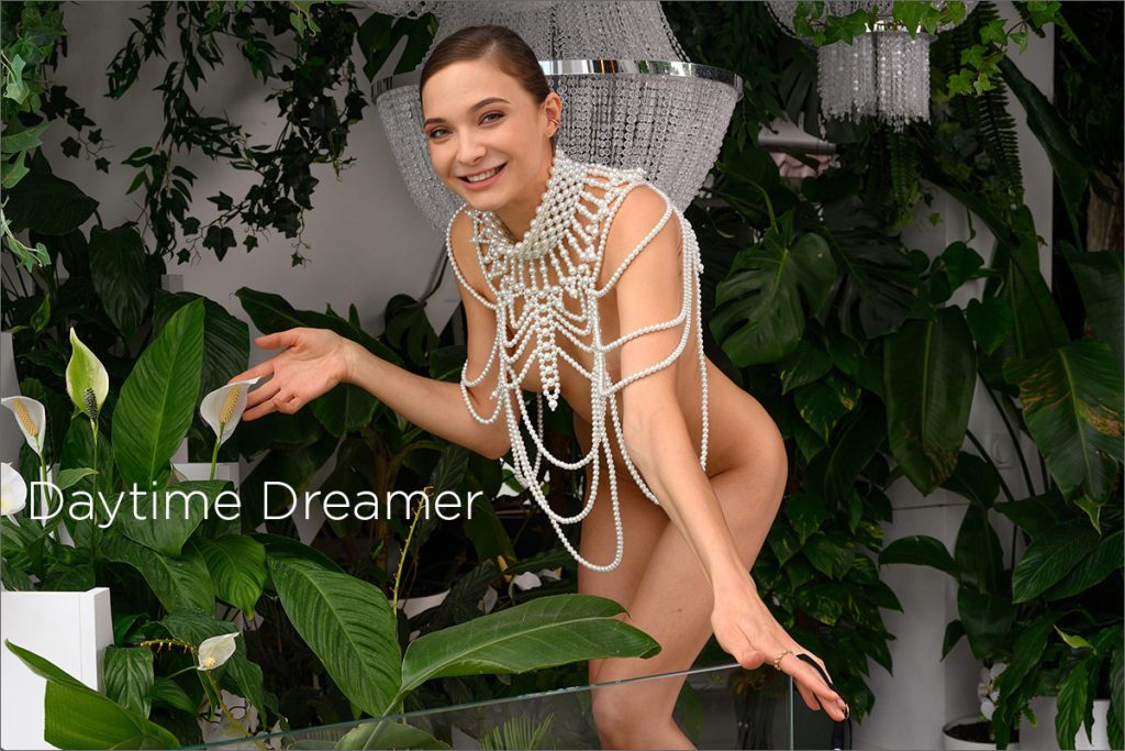 7024 1675ddd2 MPLStudios – Mariana – Daytime Dreamer