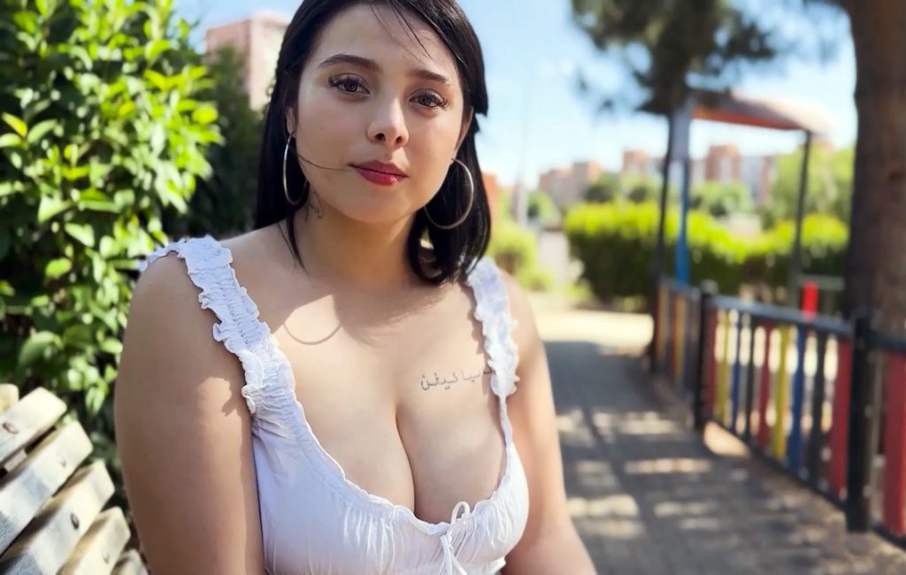 Y1trBH PutaLocura – Celeste Morant – !!!Pilladas de enormes tetas!!!