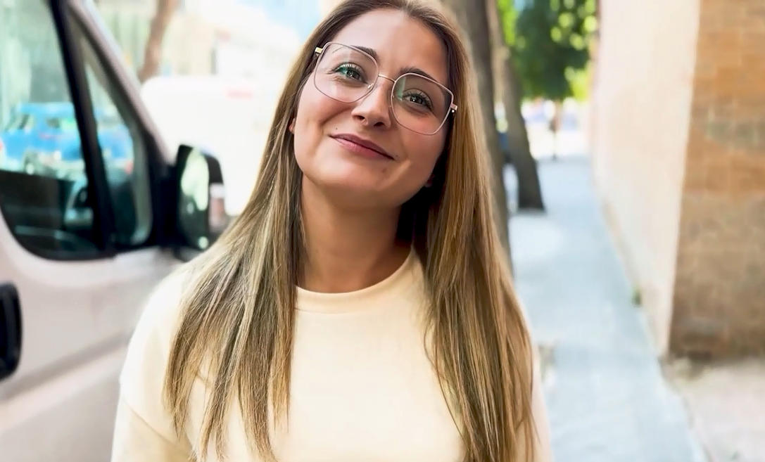 cTXrTW PutaLocura – Lucia Gold – Pilladas a una rubia Espanola