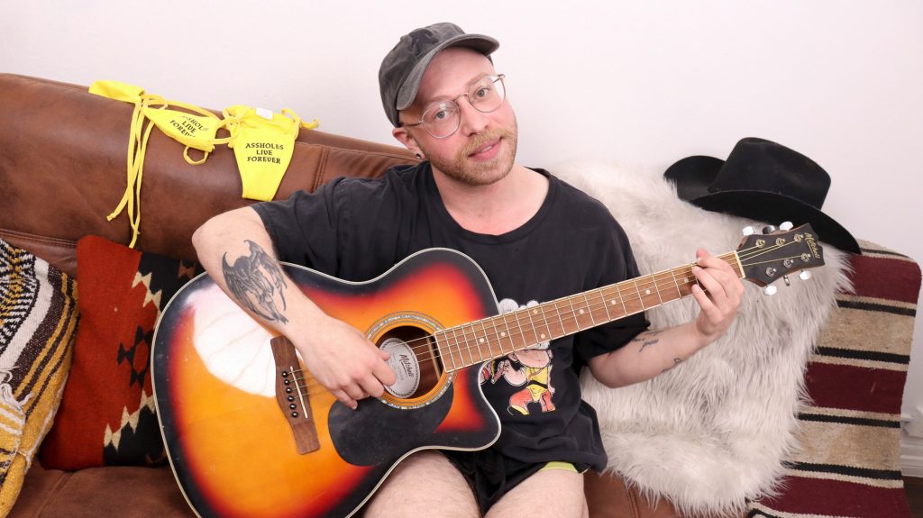 2385 Transnificent – Dickie Wolfe – Dickie Wolfe’s Dildo Demonstration