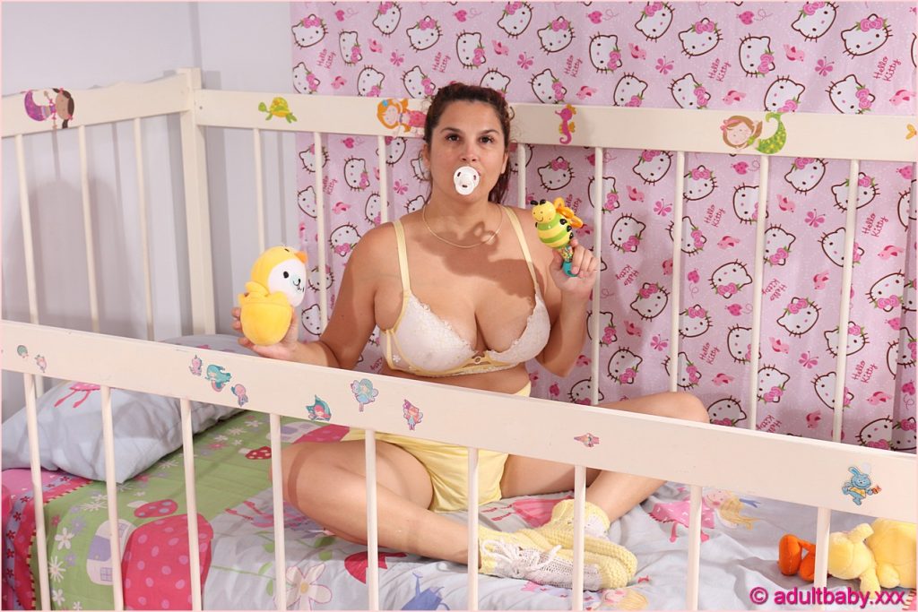 scarlett460s 64a AdultBabyXXX – Scarlett – Happy in her cot and partly regressed