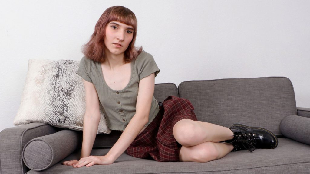 28437 1x FemoutXXX – BubblePinkElle – Introducing BubblePinkElle