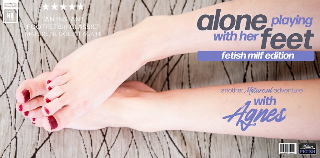 Mature.NL – Agnes S. – MILF Agnes loves playing with her feet and pussy when alone, it’s her naughty fetish 1 45917 0 Mature.NL – Agnes S. – MILF Agnes loves playing with her feet and pussy when alone, it’s her naughty fetish