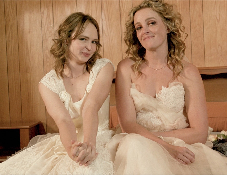 1 3x 21 CharlieForde – Charlie Forde, Lilly Bell – Interview: Marriage And Eloping