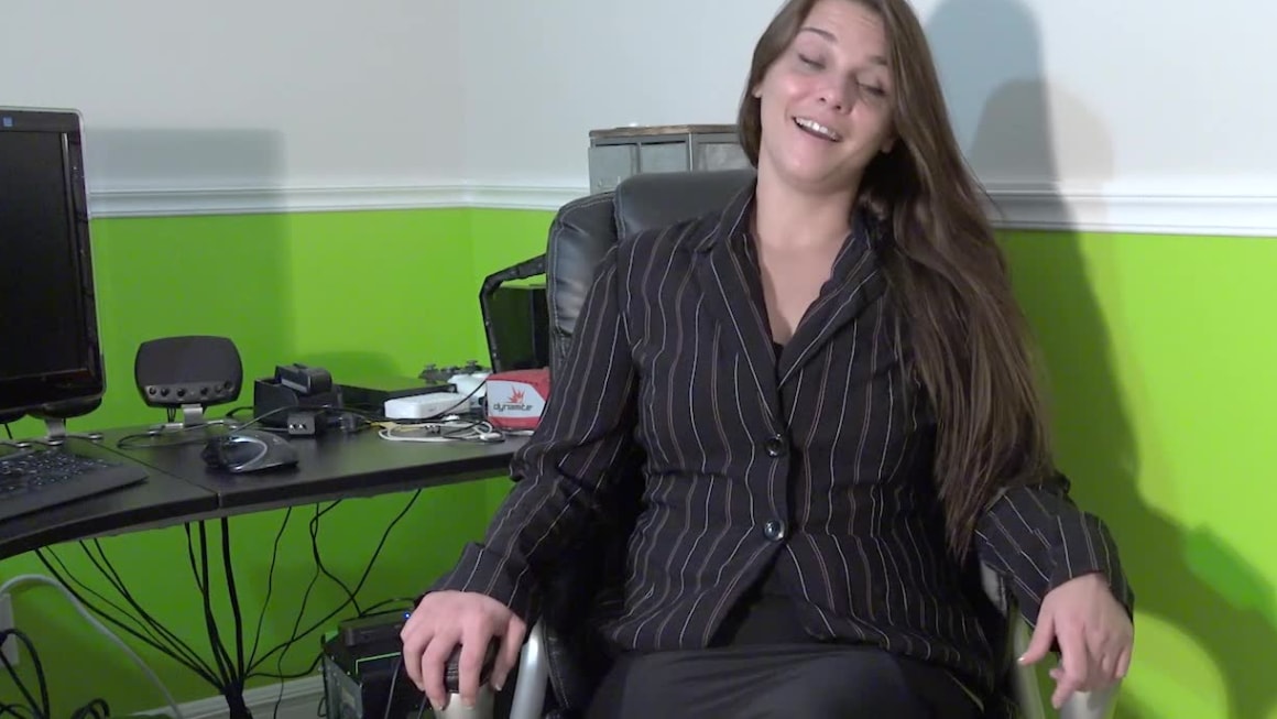 55239 Cosmid.net – Billy Wall – Billy Wall Strips Off Her Work Dress