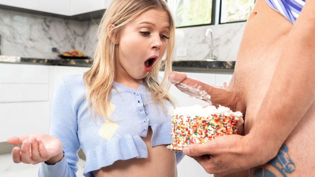2 1 OopsFamily – Coco LoveLock – Sugar Family – Episode 1: Cock tastes better than cake