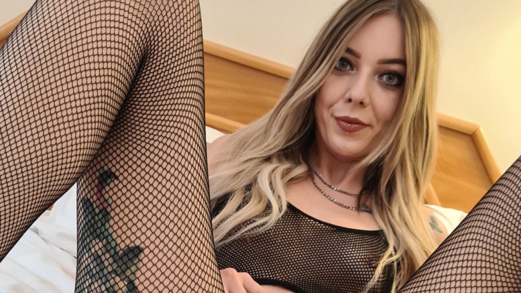 5736 LukeHardyXXX – Anna Lee – Anna Lee Going Dark!