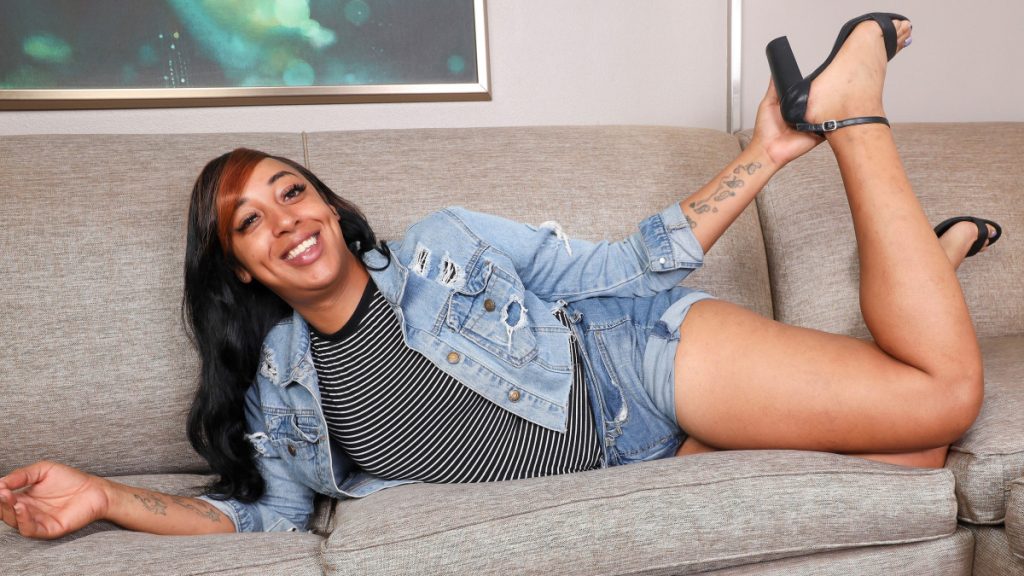 BlackTGirls – Solange Star – Solange Star Arrives 1 118932 1x BlackTGirls – Solange Star – Solange Star Arrives