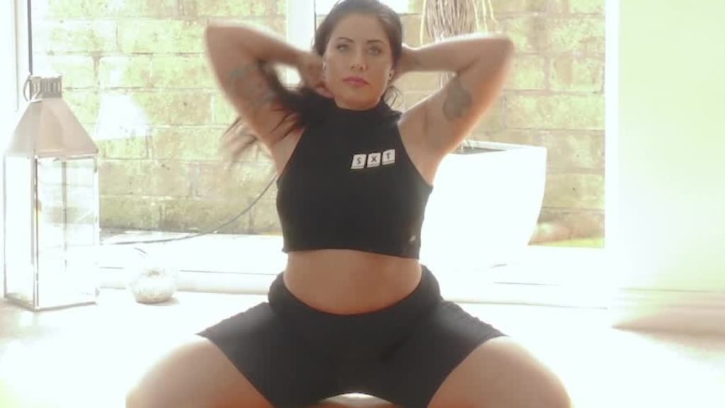 56567 1x Cosmid – Ella Rox – Ella Rox Shows Her Body Doing Yoga