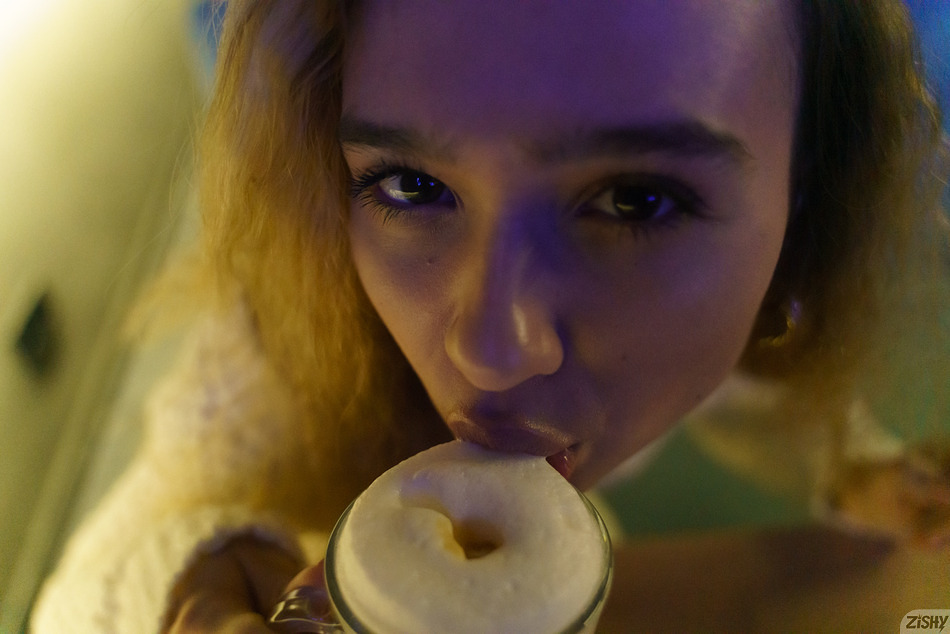 single 016 12214503308153814 Zishy – Nyla Rox – Girls Night 1