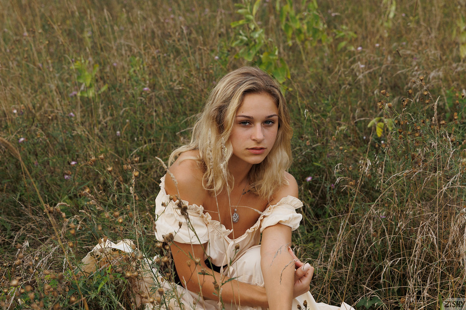 single 057 5944115426190350 Zishy – Jezebel Madd – Field Trips